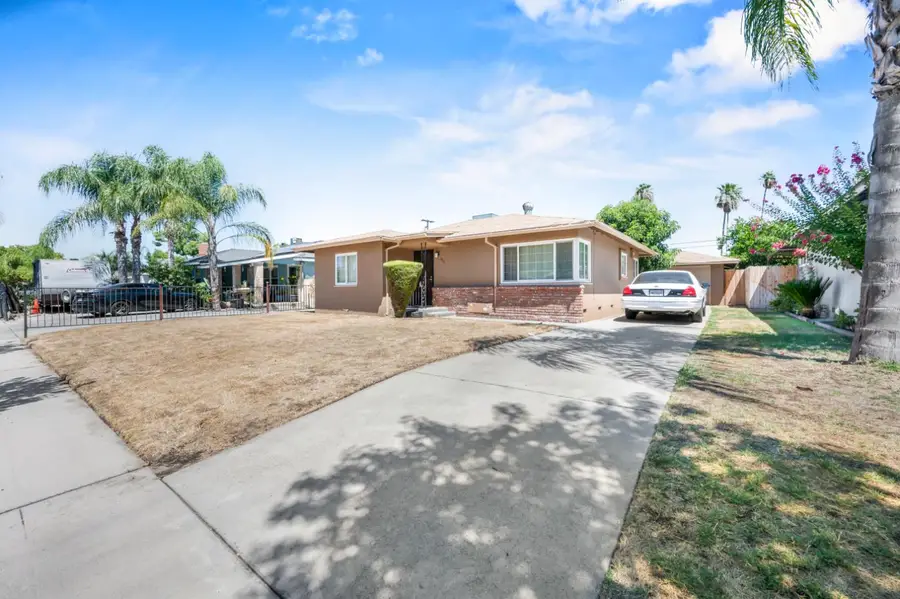 1411 E Brown Avenue, Fresno, CA 93704 - #2