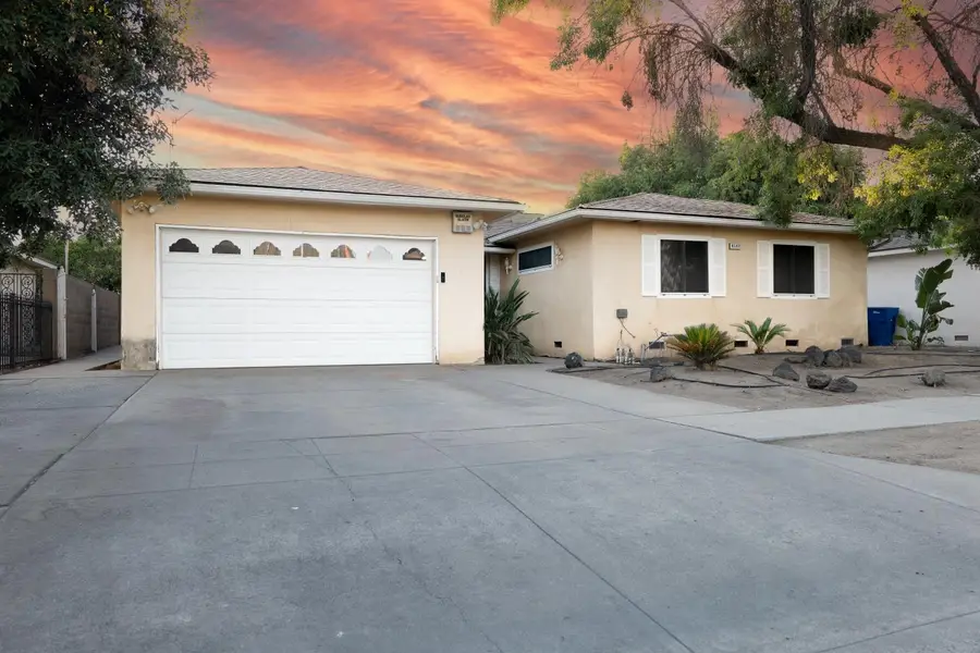 4507 N John Albert Avenue, Fresno, CA 93726 - #2