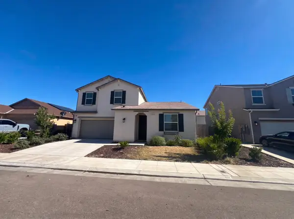 3852 Morris Ave, Clovis, CA 93619