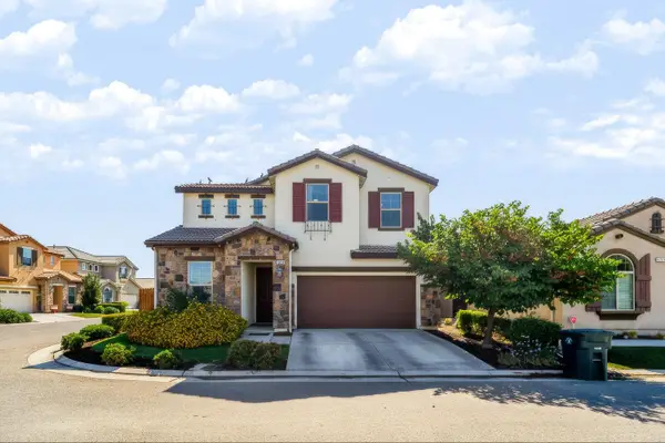 1509 Medellin Lane, Clovis, CA 93619