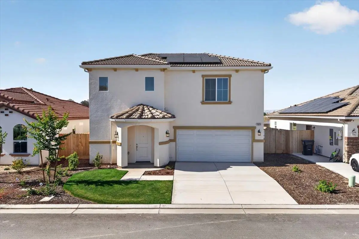 1529 Crimson Way, Dinuba, CA 93618 - #1