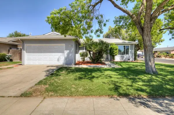 1645 Renn Avenue, Clovis, CA 93611