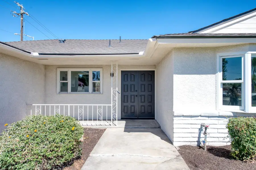 881 E Alluvial, Fresno, CA 93720 - #2