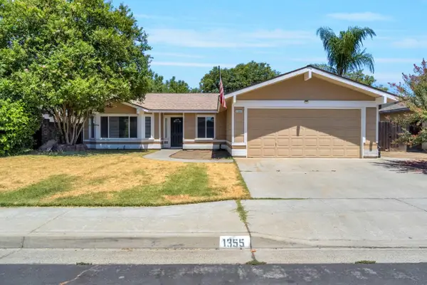 1355 Fremont Avenue, Clovis, CA 93612