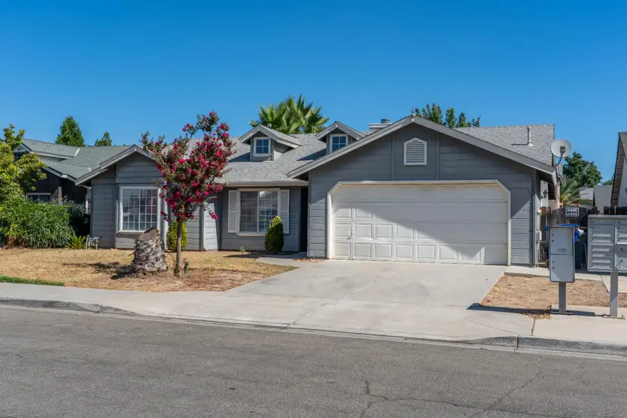 5430 W Fedora, Fresno, CA 93722 - #3
