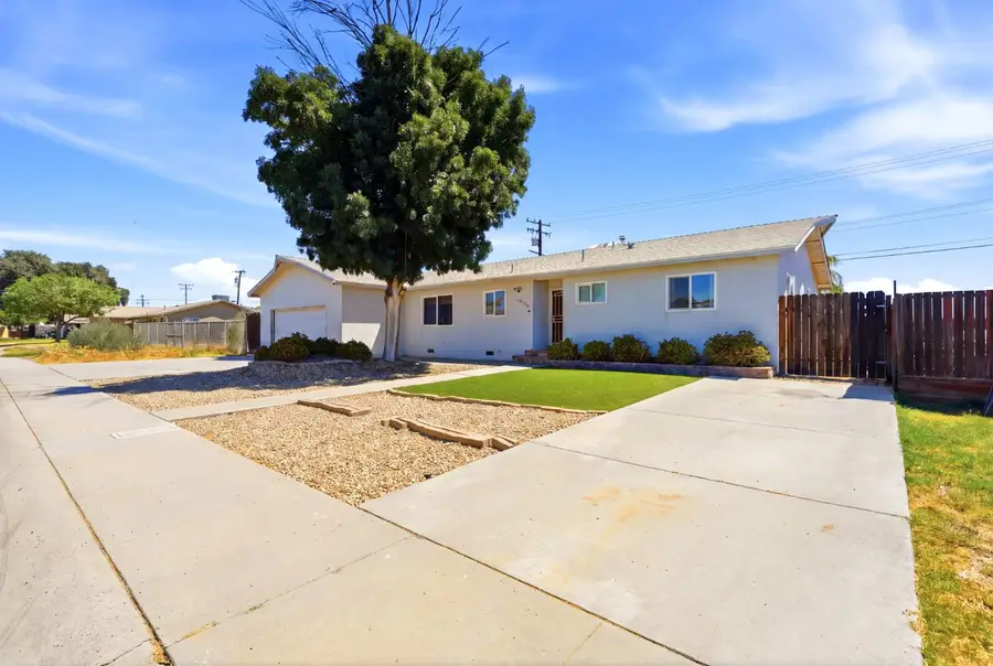 10139 David Street, Hanford, CA 93230 - #3