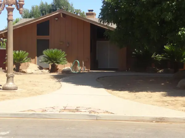 2712 W Mesa Avenue, Fresno, CA 93711