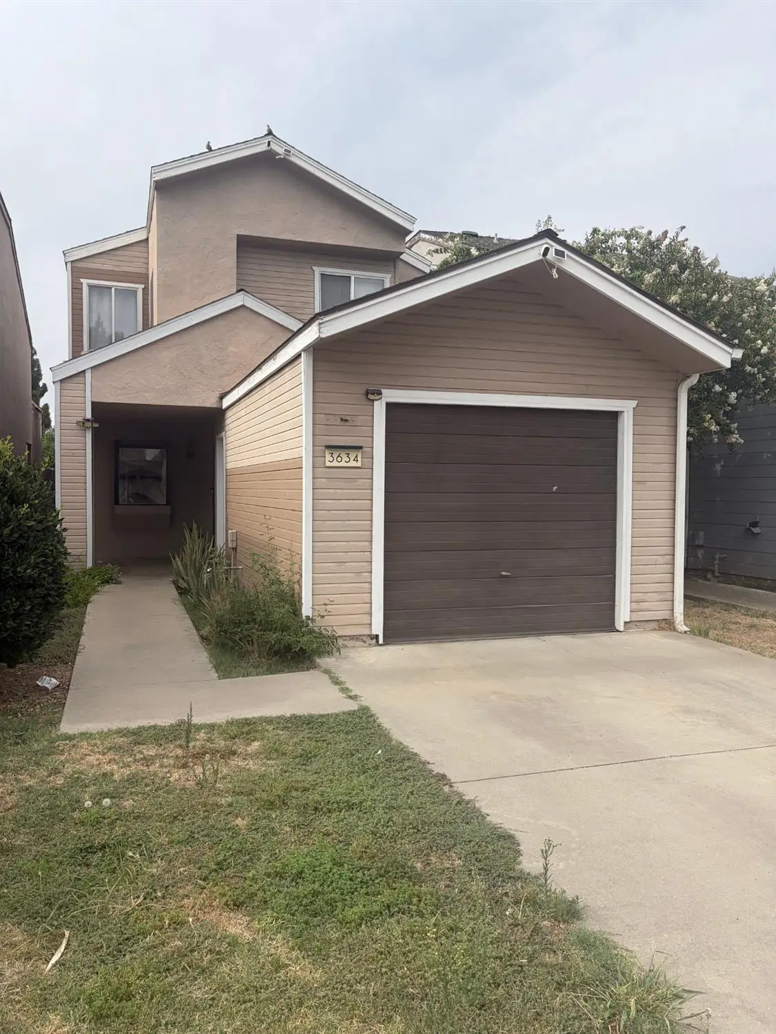 3634 W Terrace Avenue, Fresno, CA 93722 - #1