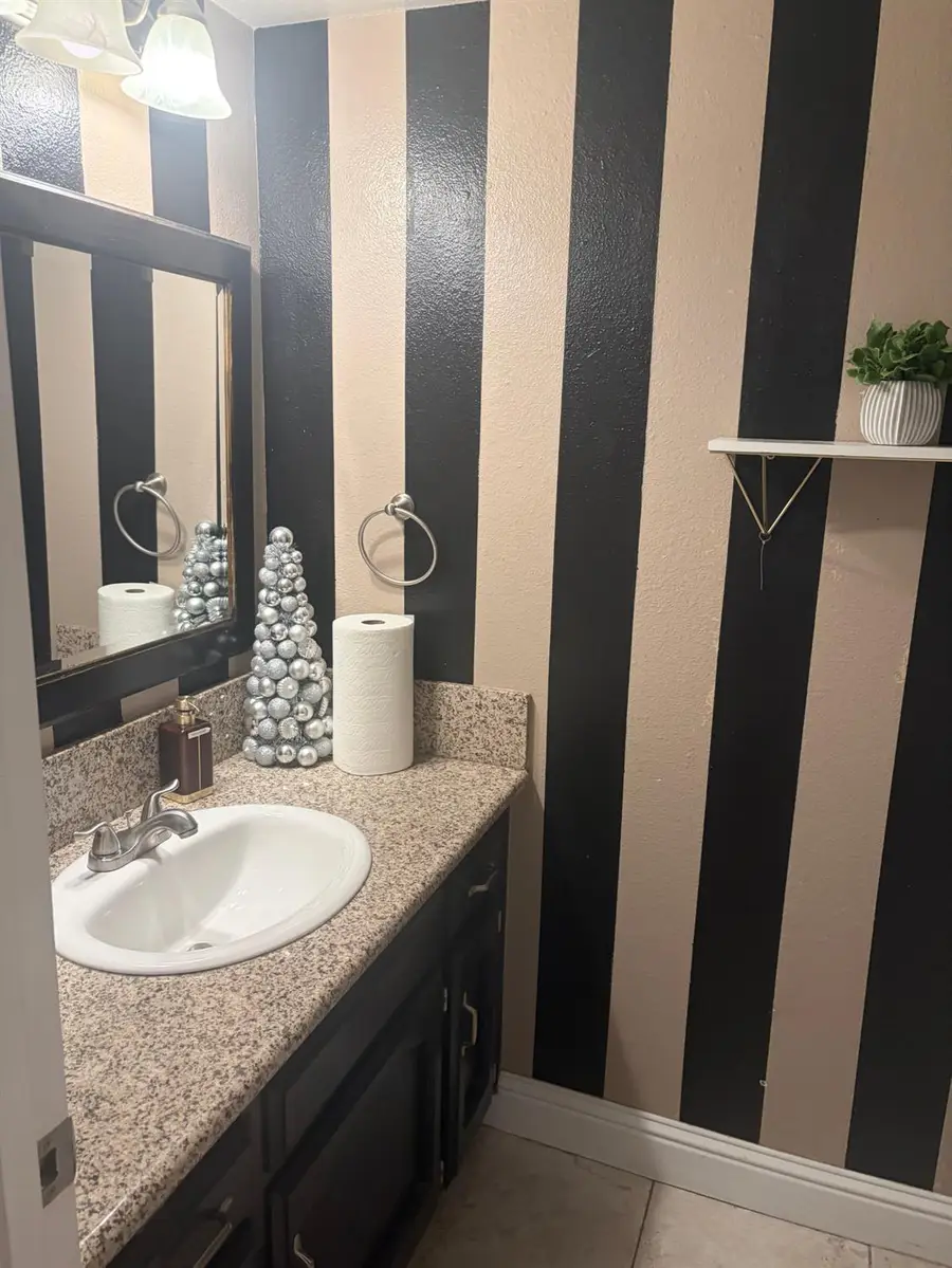 3634 W Terrace Avenue, Fresno, CA 93722 - #3