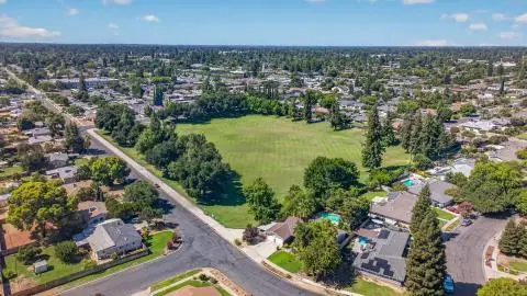6314 N Glenn Avenue, Fresno, CA 93704 - #2