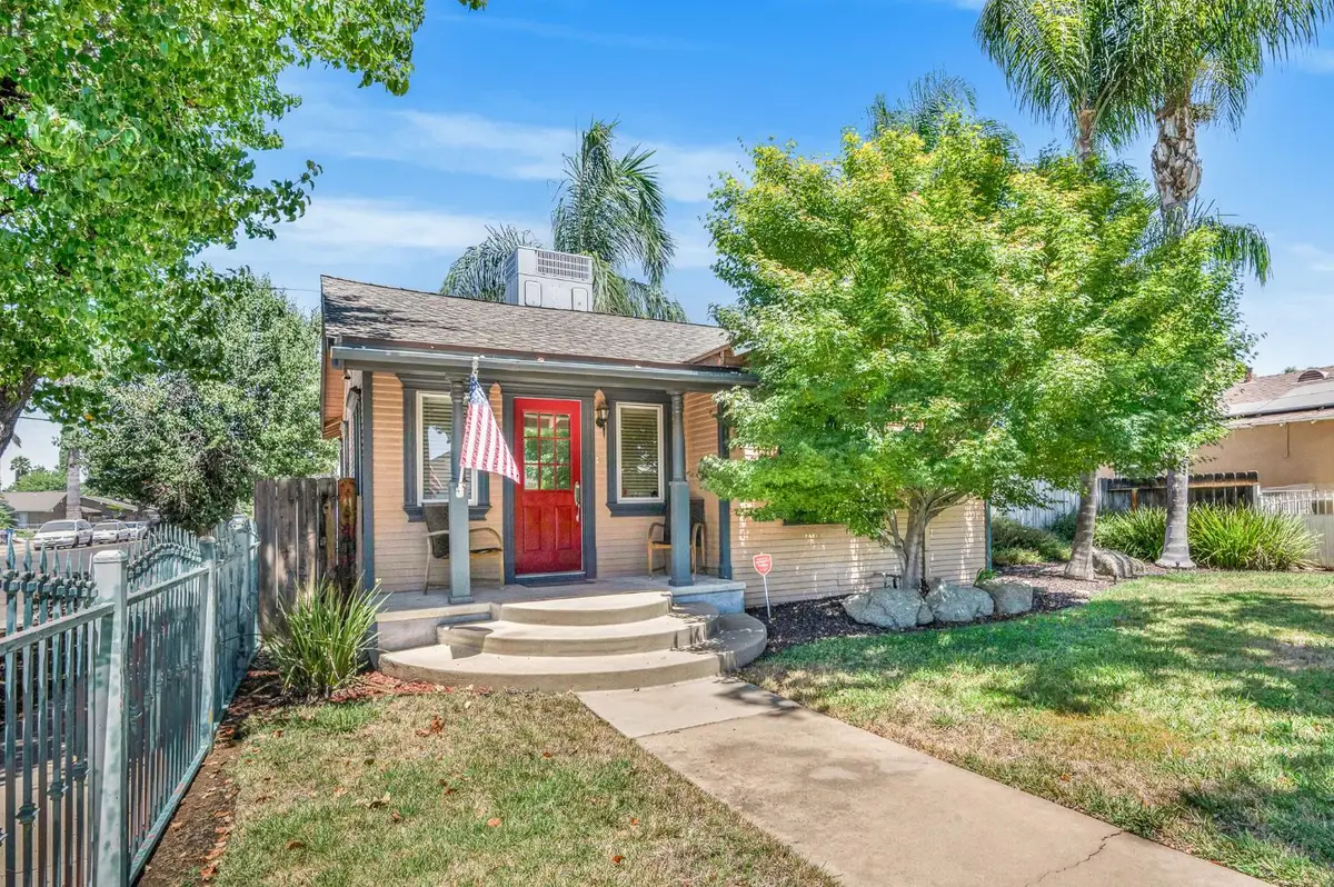 1107 E Brown Avenue, Fresno, CA 93704 - #1