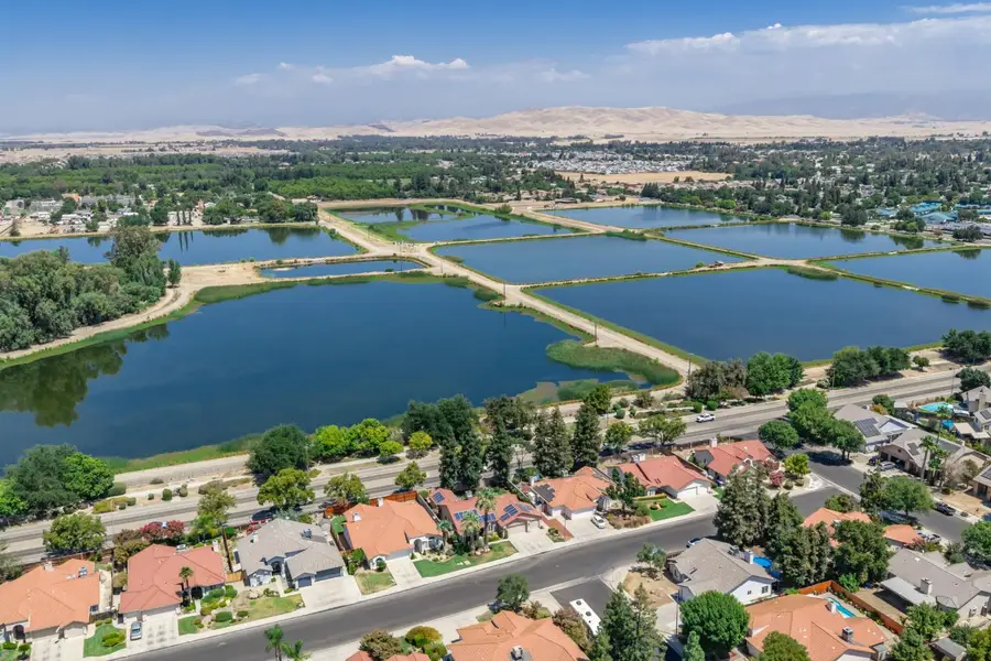 923 Oak Avenue, Clovis, CA 93611 - #3