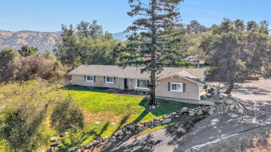 36515 Wells Road, Coarsegold, CA 93614 - #2