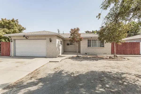 854 W Rialto Avenue, Clovis, CA 93612