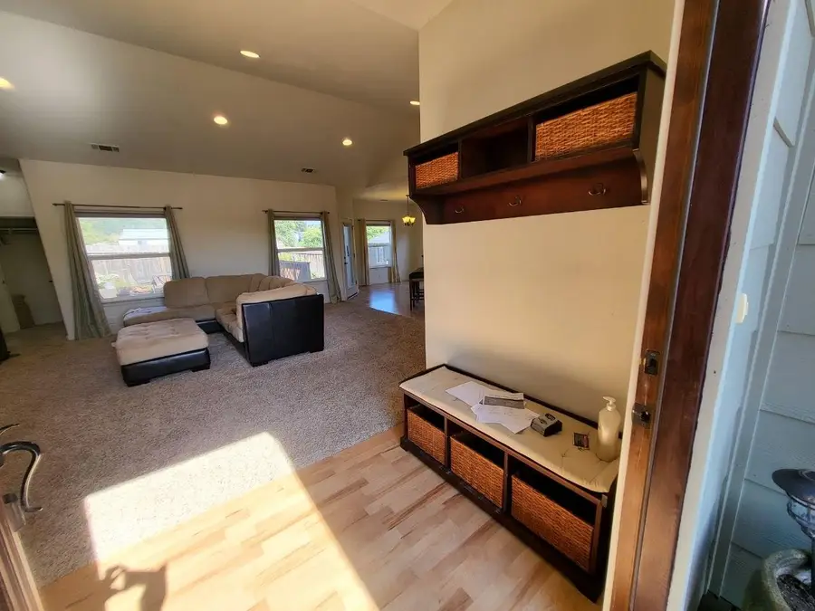 479 Kendall Ct, Fortuna, CA 95540 - #3