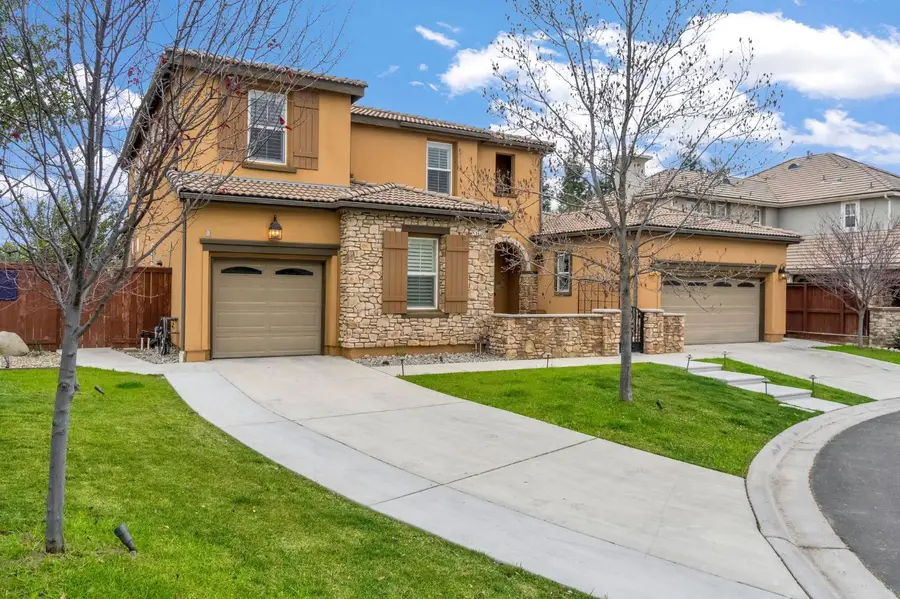 4199 N Quail, Clovis, CA 93619 - #3