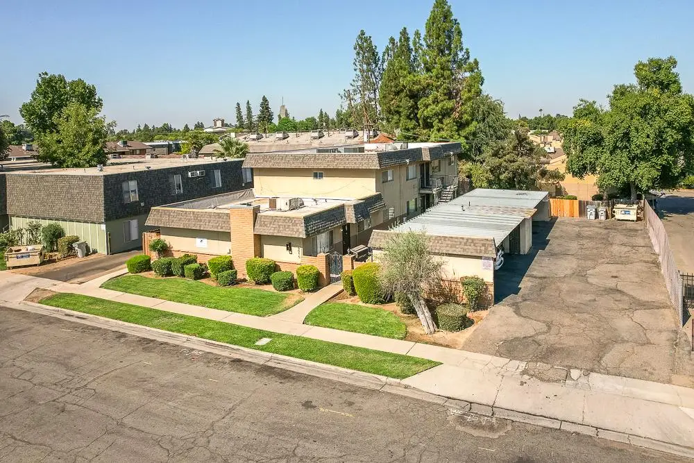 6075 N Poplar Avenue, Fresno, CA 93704 - #1