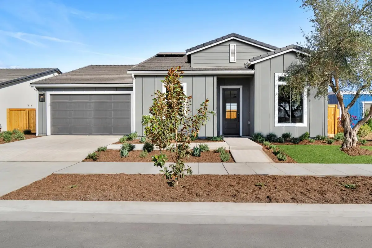 2283 N Argyle Avenue, Clovis, CA 93619 - #1