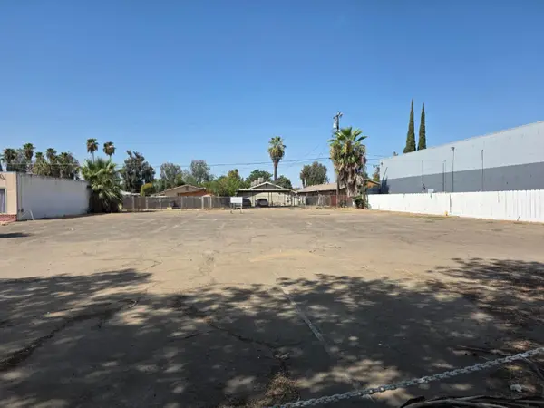 724 S Gateway Drive, Madera, CA 93638