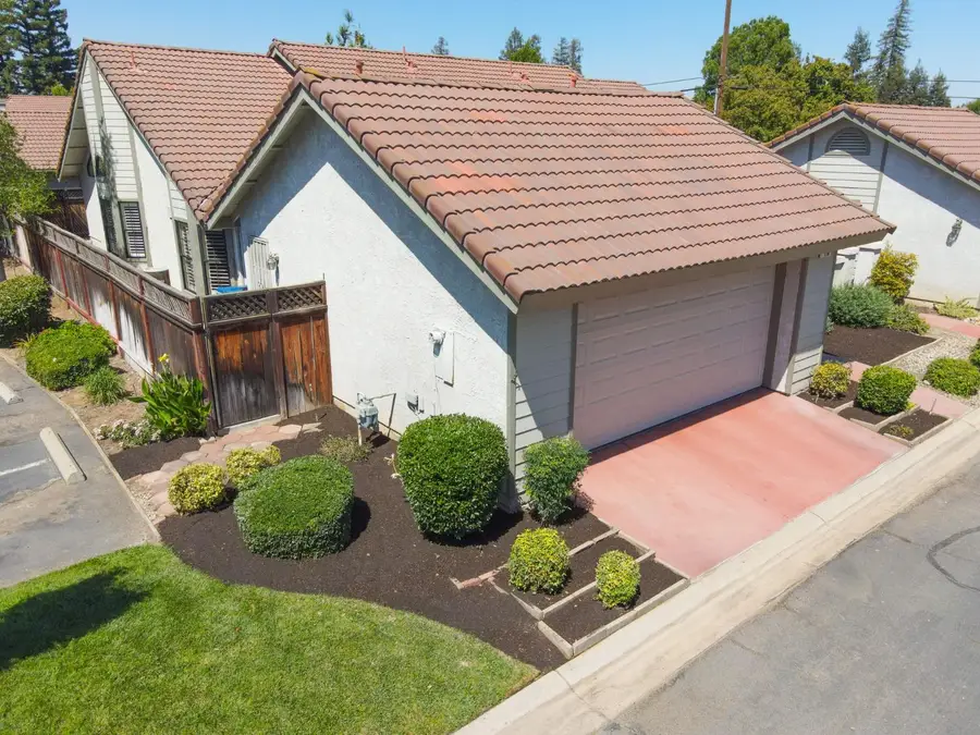 1229 W Bullard, Fresno, CA 93711 - #2
