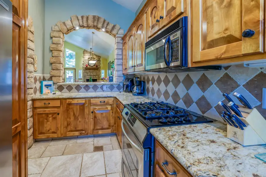 40739 Silvertip Lane, Shaver Lake, CA 93664 - #2