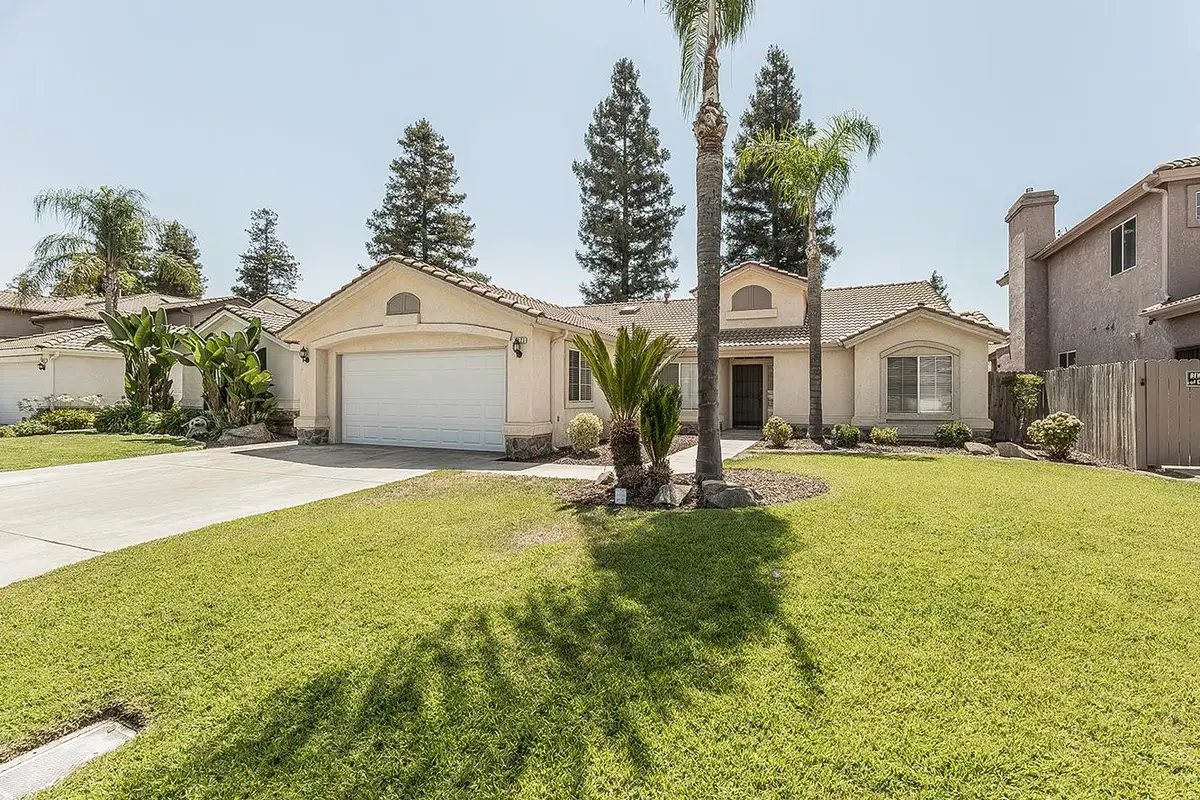 6023 W Alluvial Avenue, Fresno, CA 93722 - #1