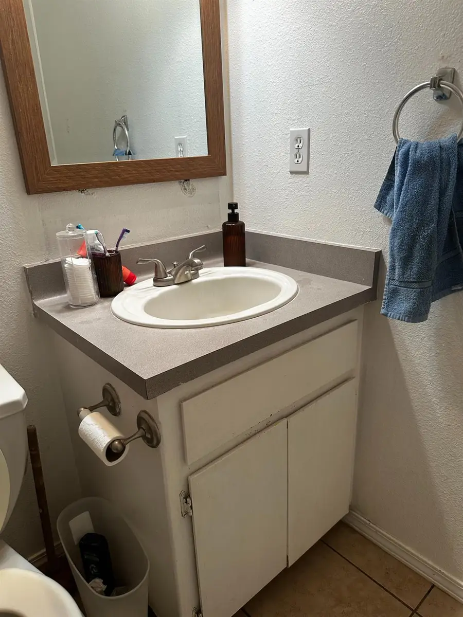 840 Drysdale Way, Madera, CA 93638 - #2
