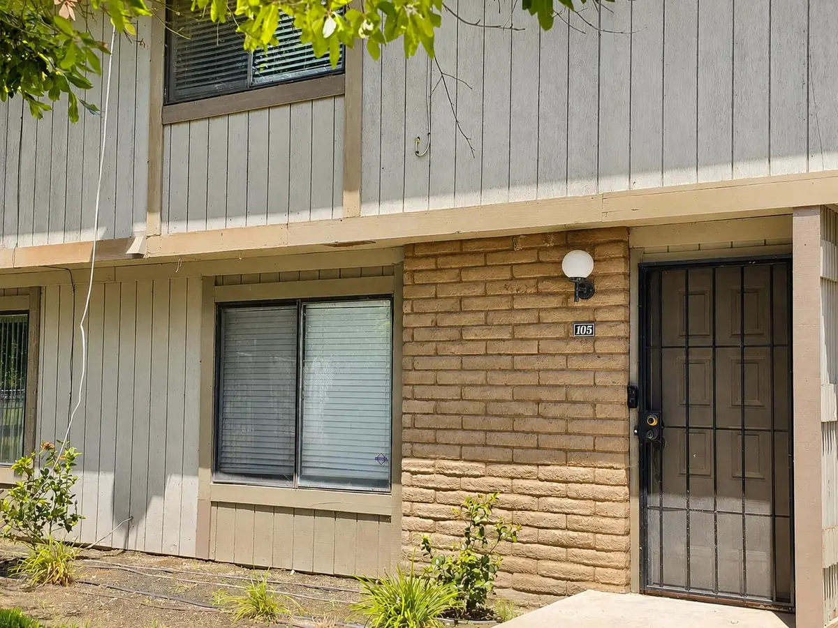 4747 N Woodrow Avenue #105, Fresno, CA 93726 - #1