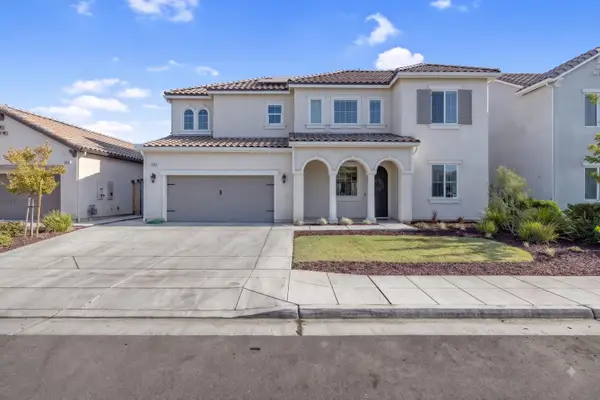 3036 Keats Avenue, Clovis, CA 93619