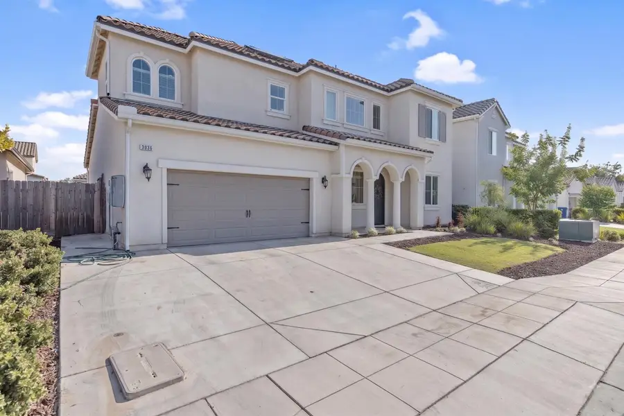 3036 Keats Avenue, Clovis, CA 93619 - #3
