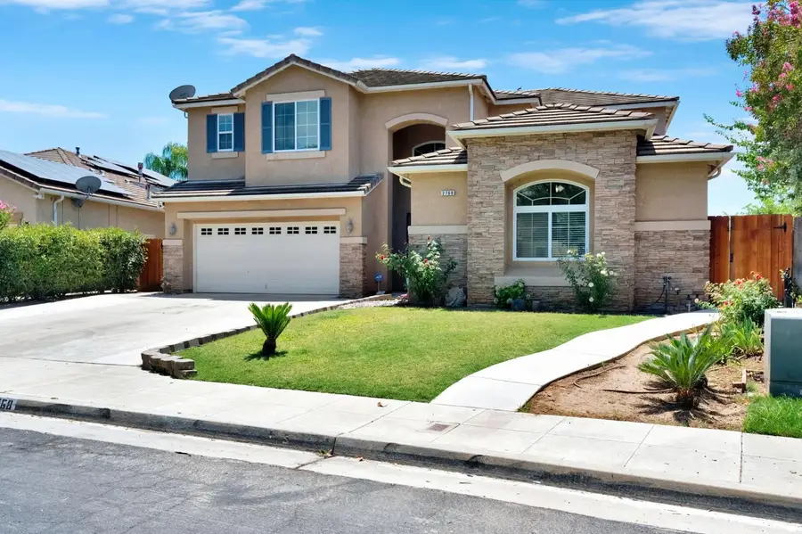2768 Goshen Avenue, Clovis, CA 93611 - #2