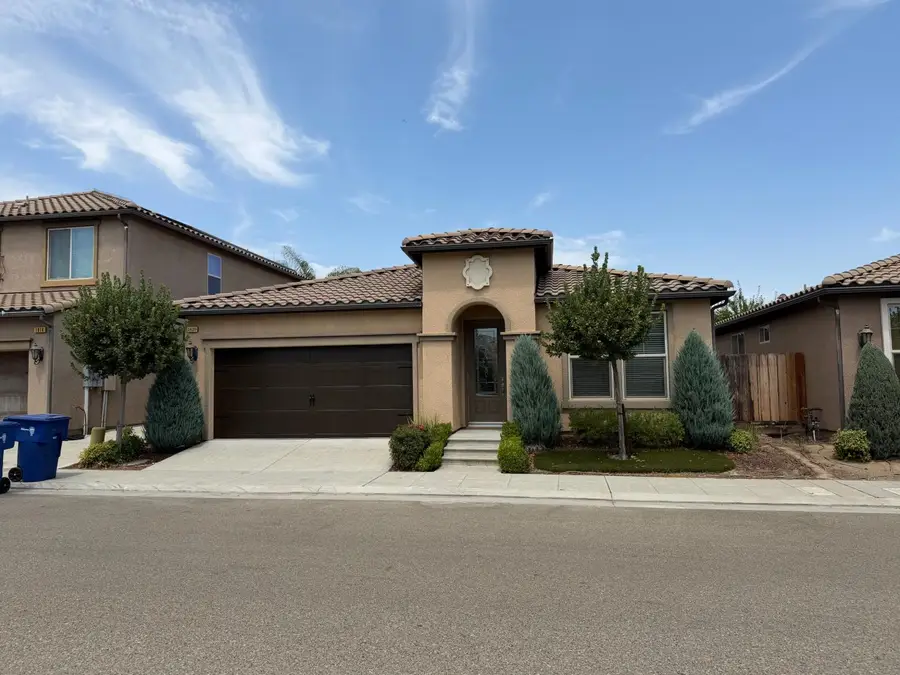 1820 E Bella Senterio Avenue, Fresno, CA 93730 - #3