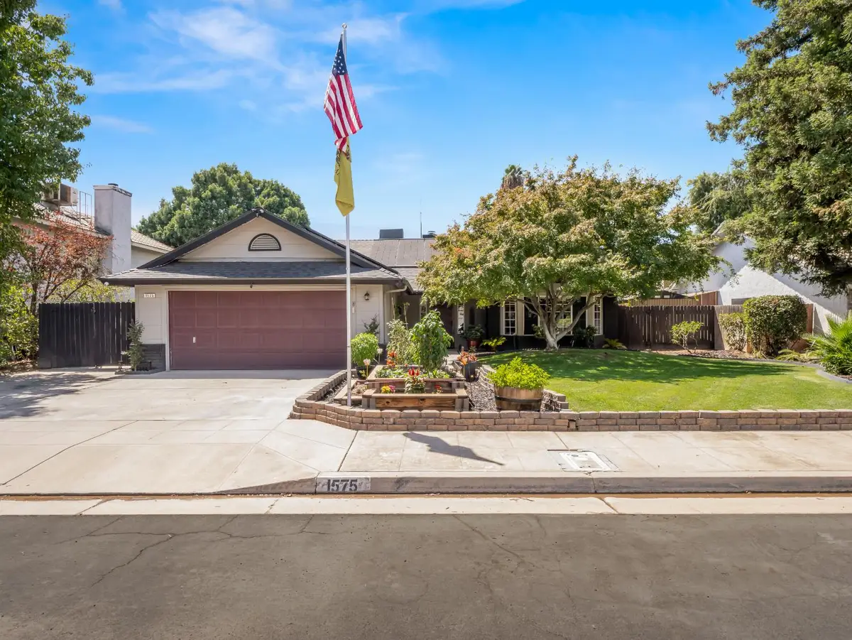 1575 E Niles, Fresno, CA 93720 - #1