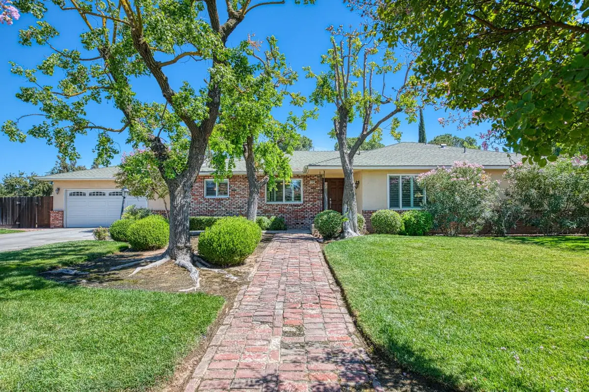 6386 N Durant Avenue, Fresno, CA 93711 - #1