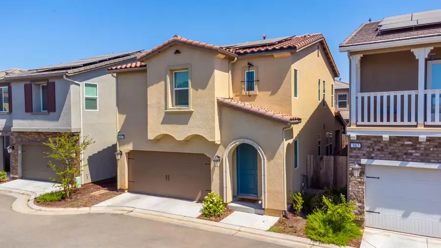 915 Winchell Way W, Madera, CA 93636 - #3