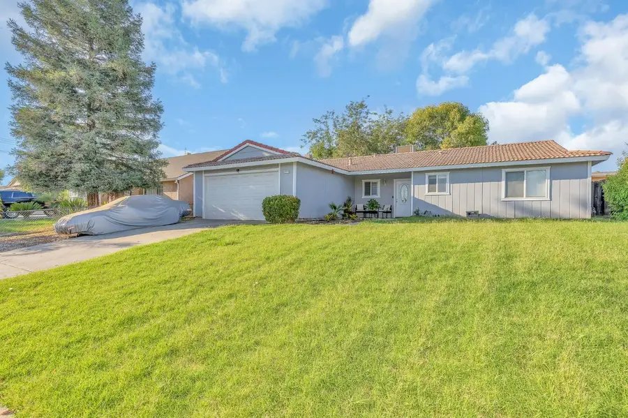 27141 San Jose Avenue, Madera, CA 93637 - #3