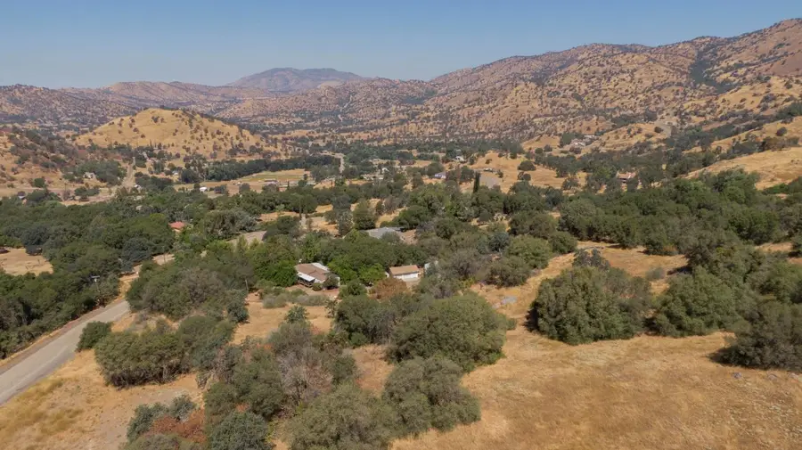 0 Squaw Valley Rd, Yokuts Valley, CA 93675 - #3