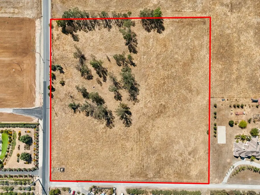 4890 E Copper Avenue, Clovis, CA 93619 - #3