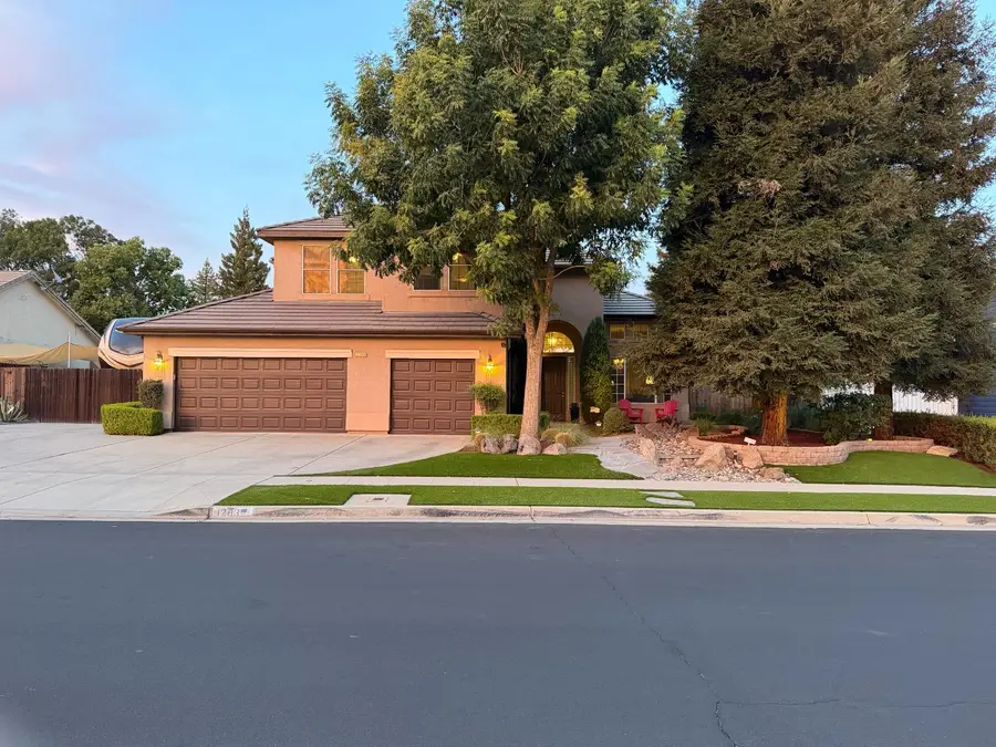 1283 Coventry Avenue, Clovis, CA 93611 - #3