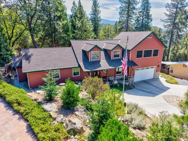 39771 Cedar Vista Circle S, Bass Lake, CA 93604