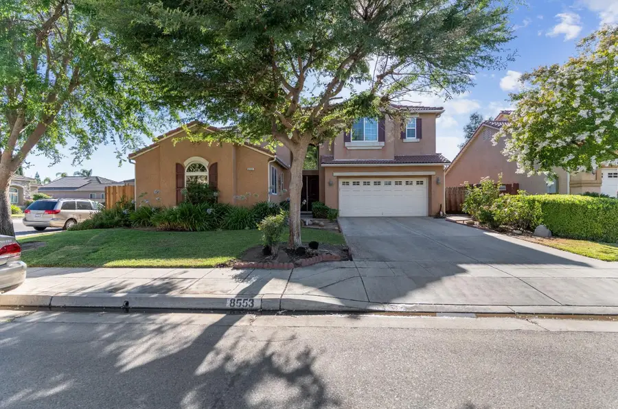 8553 N Ann Avenue, Fresno, CA 93720 - #2