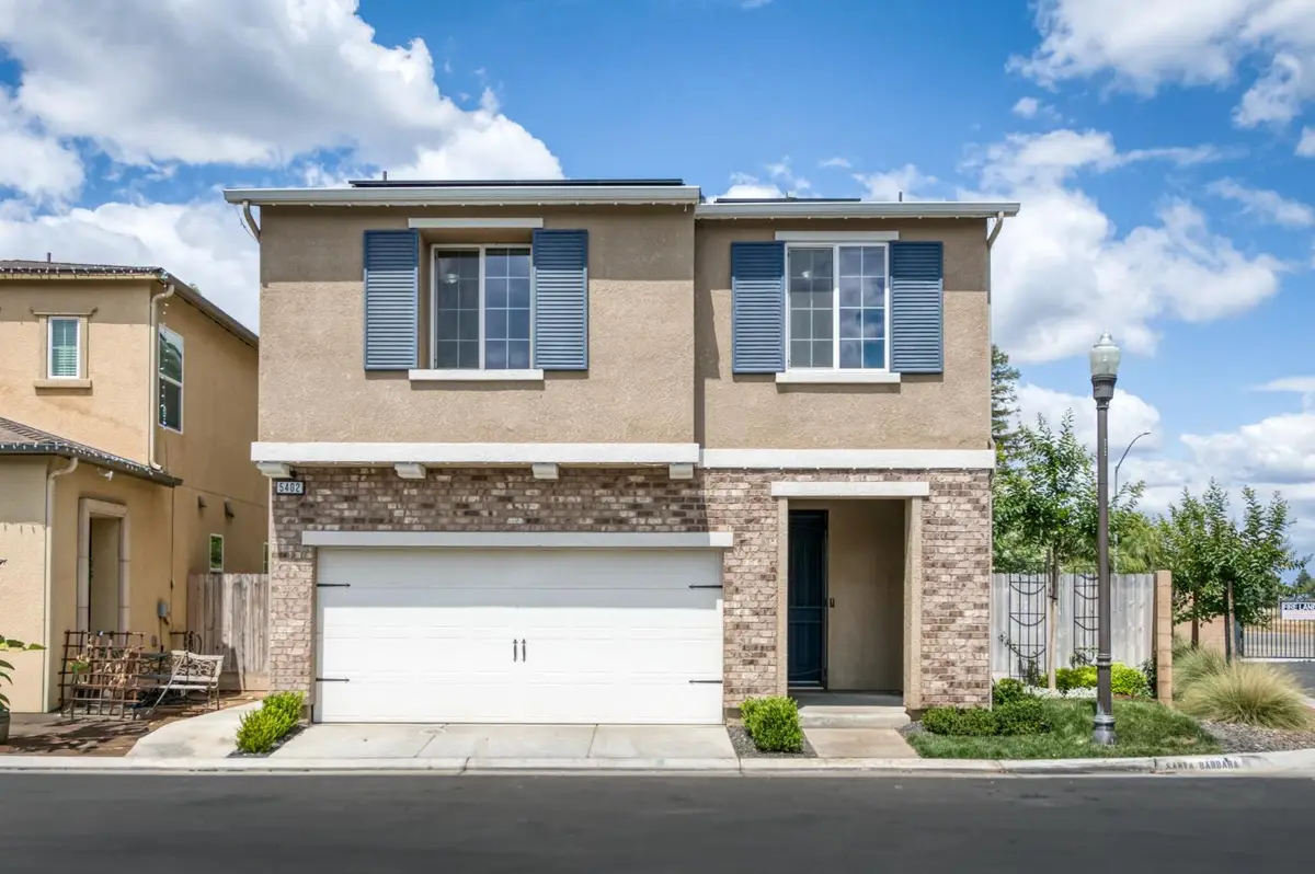 5402 W Santa Barbara Drive, Fresno, CA 93722 - #1