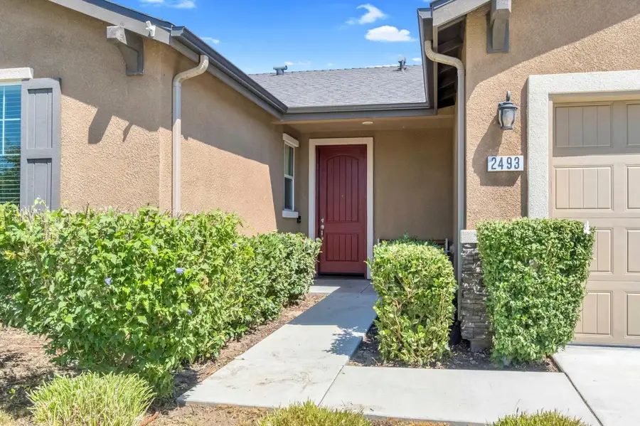 2493 Lindquist Street, Kingsburg, CA 93631 - #2
