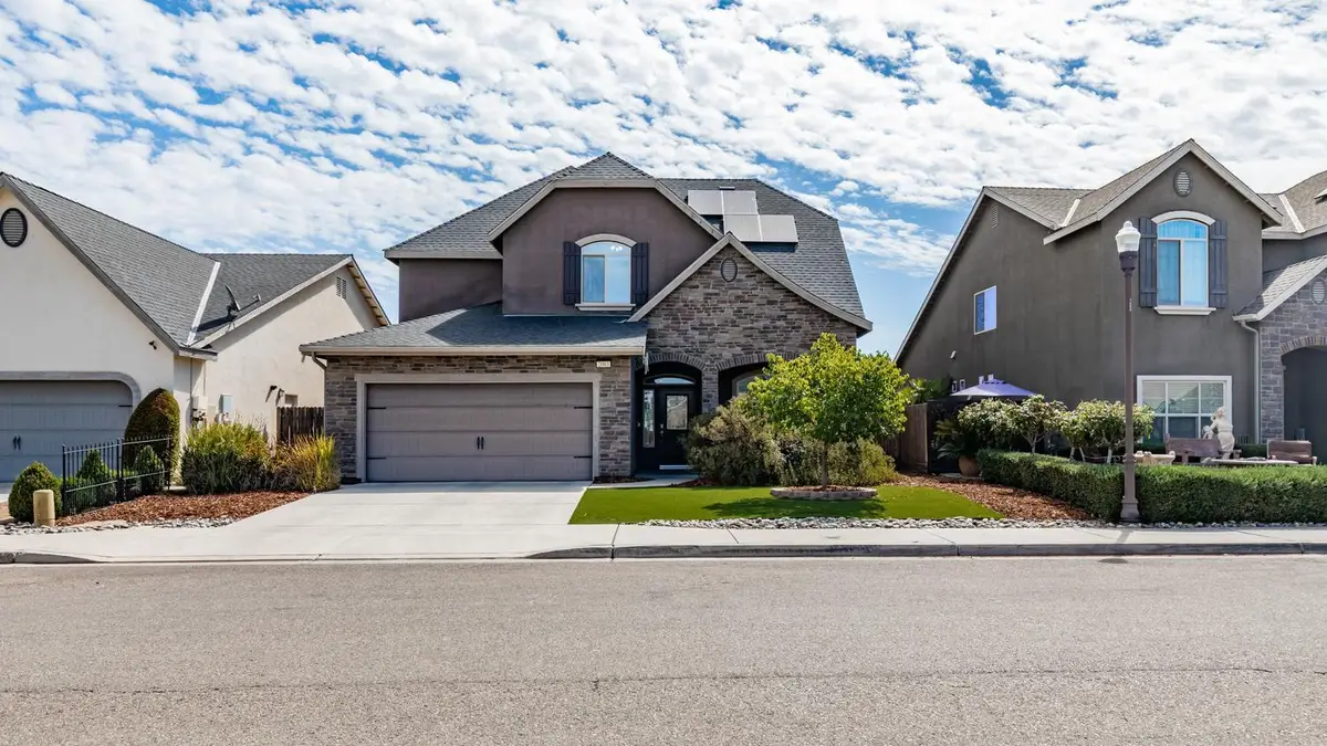 2083 Soledad Avenue, Clovis, CA 93619 - #1