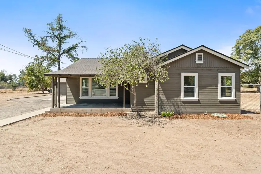 715 N Hughes Avenue, Fresno, CA 93728 - #2