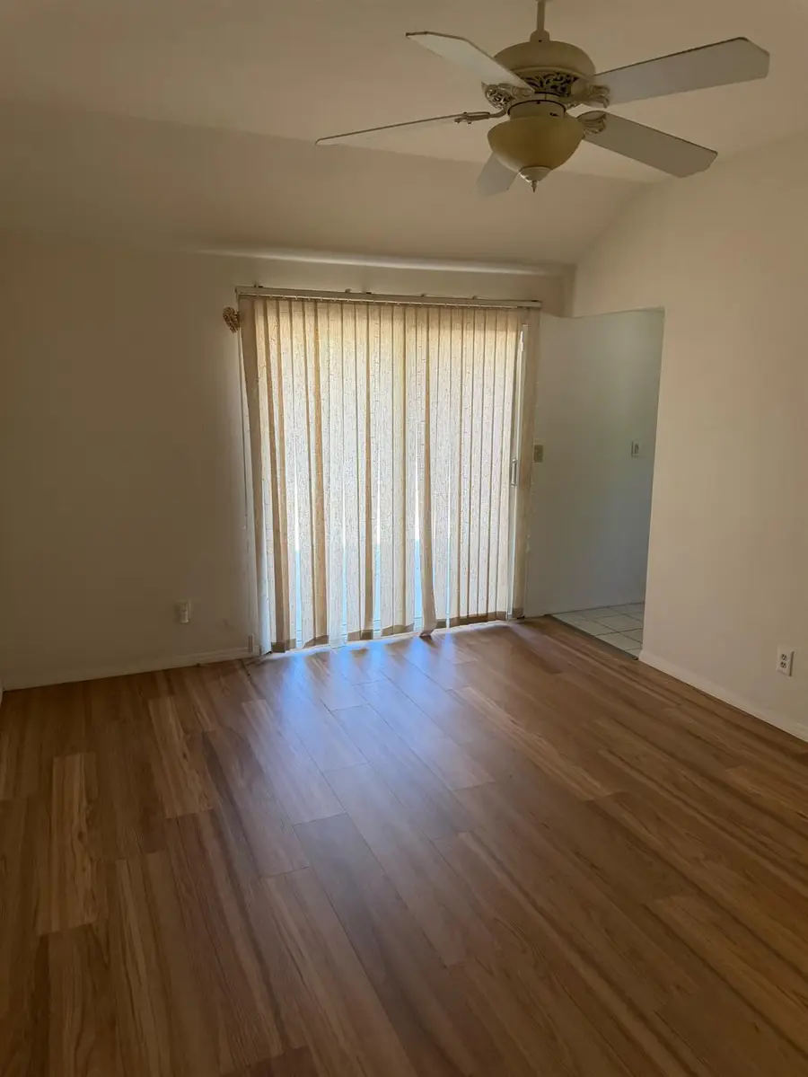 9128 N Stoneridge Lane, Fresno, CA 93720 - #2