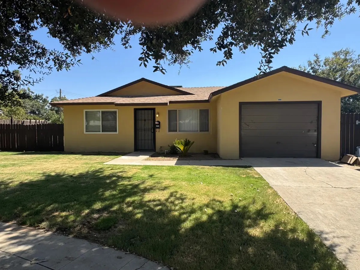 2739 S Bardell Avenue, Fresno, CA 93706 - #1