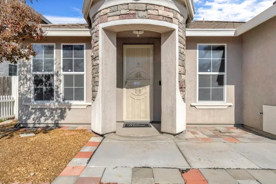 1049 Stanford Avenue, Madera, CA 93637 - #2
