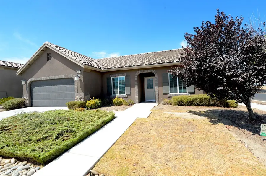 1179 Obsidian Avenue, Lemoore, CA 93245 - #2