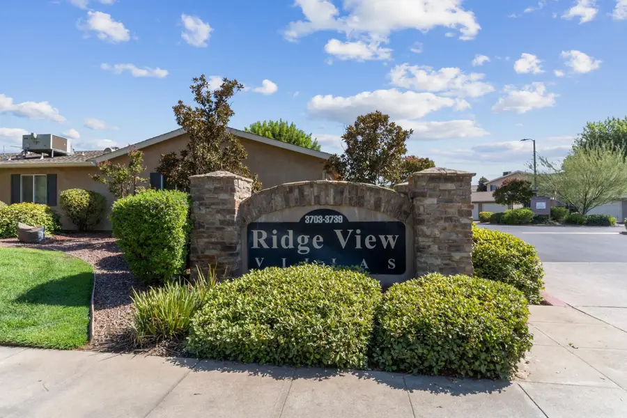 3703 W Bullard Avenue #211, Fresno, CA 93711 - #3